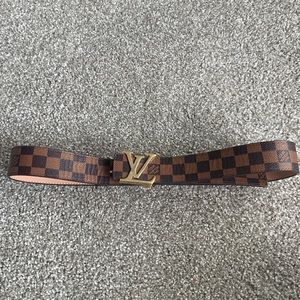L V inspired belt